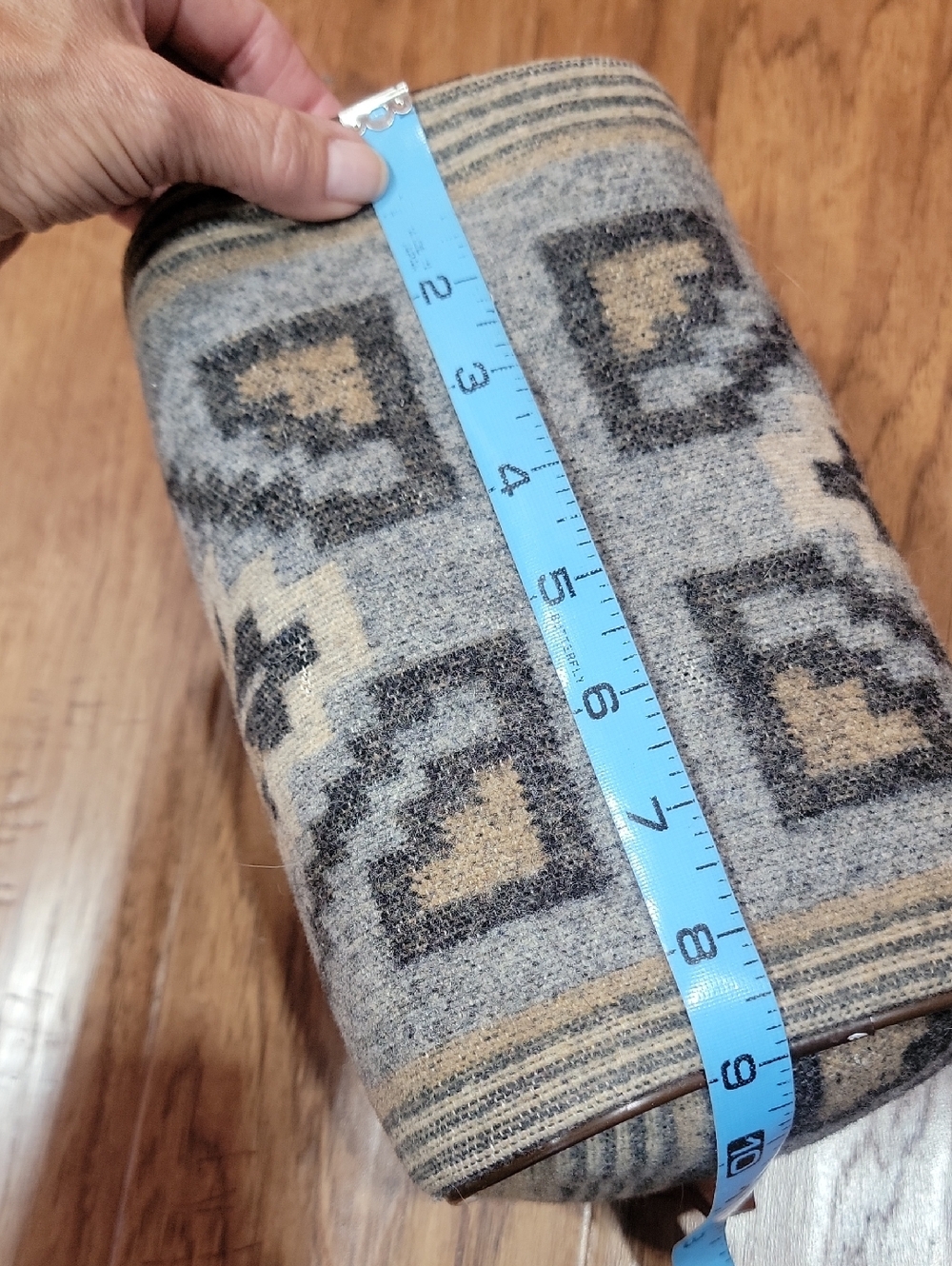 Vintage Pendleton Wool Jacquard & Leather Barrel Bag - Picture 8 of 14